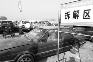 亳州男子為躲酒駕檢查竟將車開進交警大隊，交警笑稱“省事了”